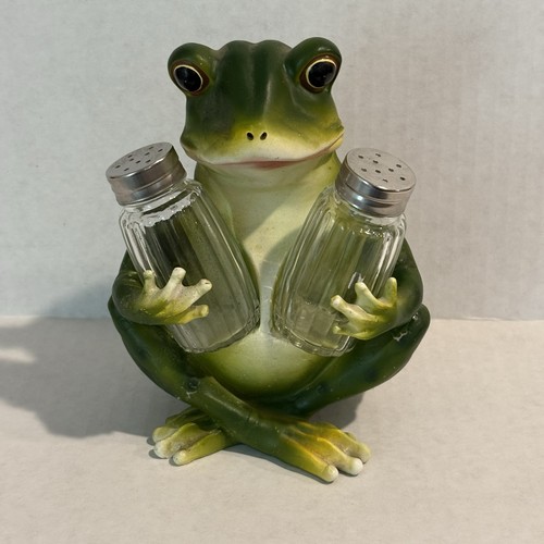Una rana porta sale pepe - sale,