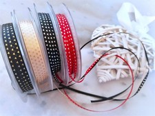 Berisfords - PICCOLI CUORI cuore San Valentino - nastro 3mm - 4 tonalità **ultimo stock**