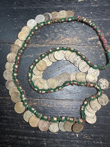 Collana vintage con monete