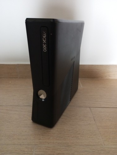 Microsoft xbox 360 slim 4gb - slim,