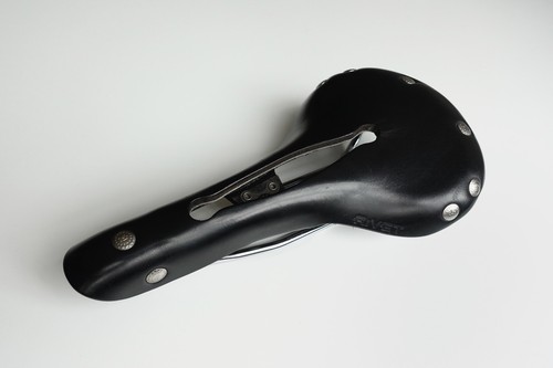Sella pelle rivet diablo - in,