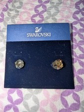 Autentici orecchini a perno