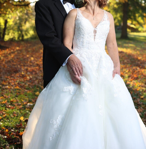 Pronovias barcelona elsira - pronovias, barcelona,