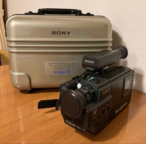 Sony ccd v30 video camera - ccd-v30,
