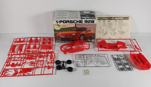 Porsche 928 revell model - revell, 1:25