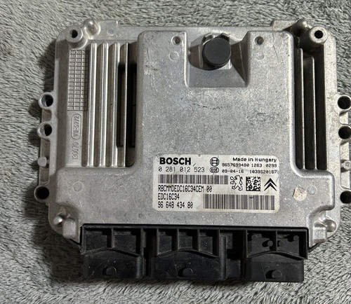 Calculateur moteur peugeot - moteur,