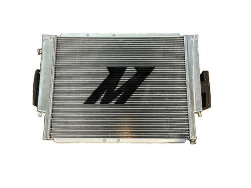 Radiatore mishimoto maggiorato