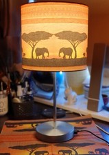 NUOVA lampada da tavolo