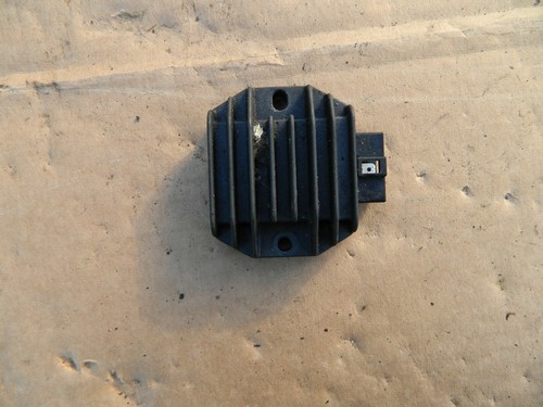 Raddrizzatore regolatore - , di