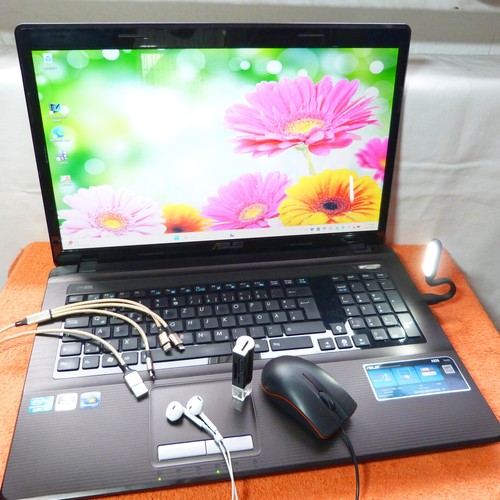 Asus k93 pollici fullhd - 18,