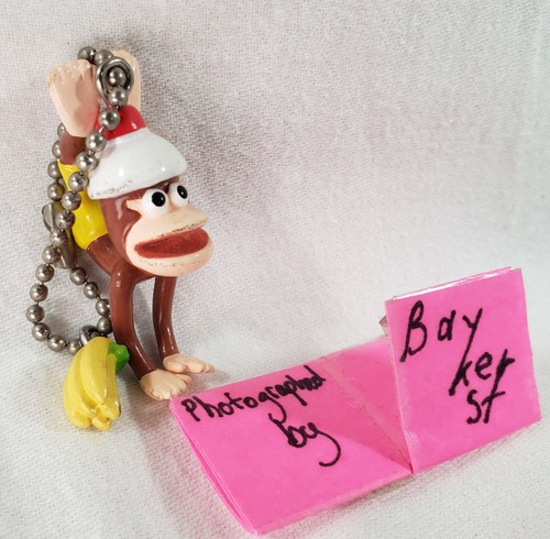 Ape escape portachiavi figure - ape,