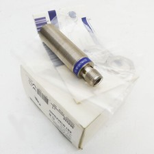 Telemecanique XS1 M18KPM40D sensore di prossimità induttivo XS1M18KPM40D -unused-