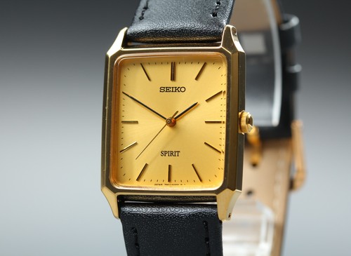 Quasi come nuovo orologio - [quasi, nuovo]
