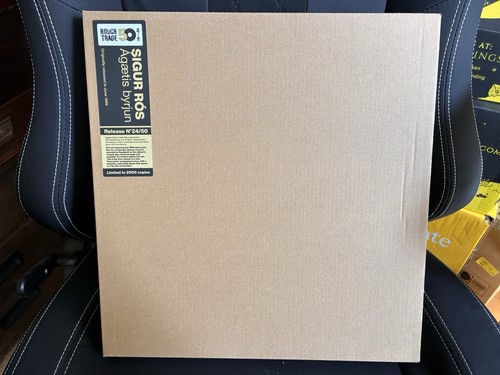 Limited edition rough trade - limited,
