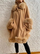 Mantella Di Lana Bordata Di