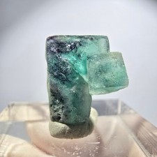 Esemplare di cubo di fluorite