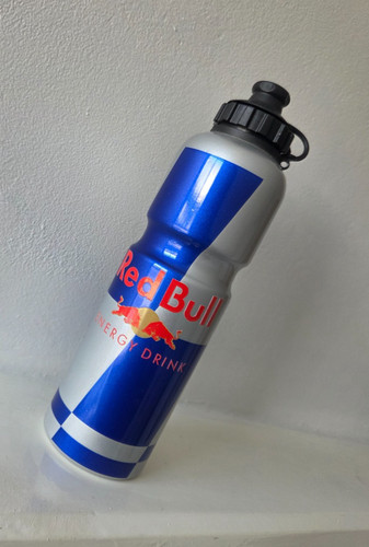 Rara borraccia red - bull, solo