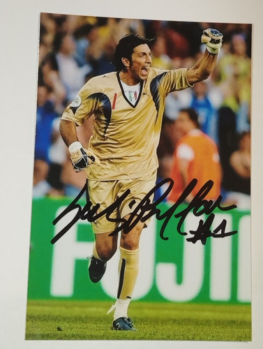 Autografo gigi buffon foto - gigi,