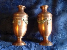 Art. 03 - Coppia di VASETTI