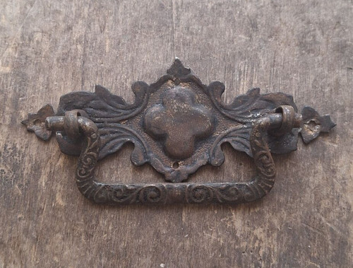 Bocchetta vintage rustica