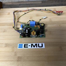 Alimentatore e telaio