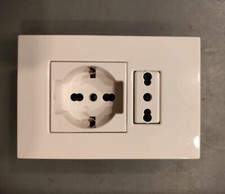 Stock presa schuko magic - stock,