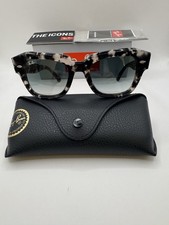 Ray-Ban State Street Grey