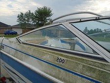 Aquatron 200 Bow Rider Boat