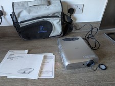Proiettore 3LCD portatile