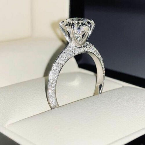 Round cut 35ct white - cut, 2.35ct