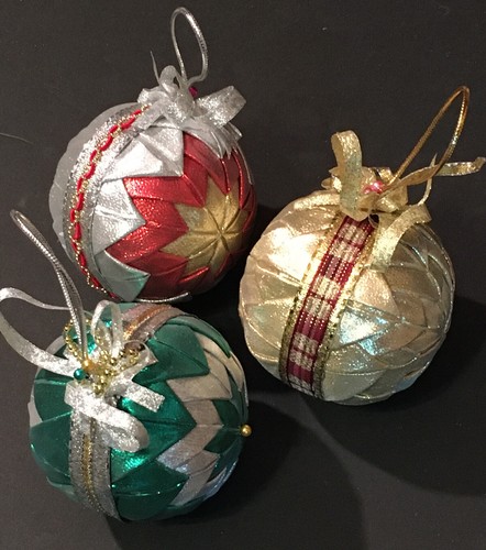 Palline patchwork natalizie