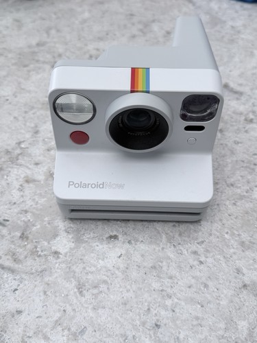 Polaroid now type - now, i‐type