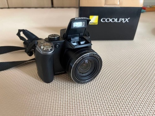Nikon coolpix p80 console - nikon,