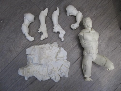 Iron man statue resin model - iron,