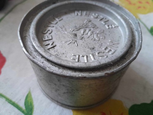 Lattina nestlè vintage - lattina,