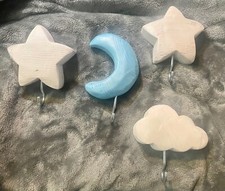 Set 4 appendiabiti legno fatti a mano GnomoWood - cameretta bambini stelle luna