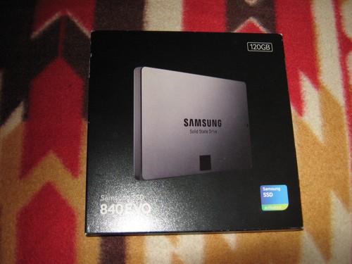 Samsung 840 series - samsung, interno
