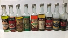 9 mignon vintage di liquore