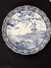 Delft blue and white