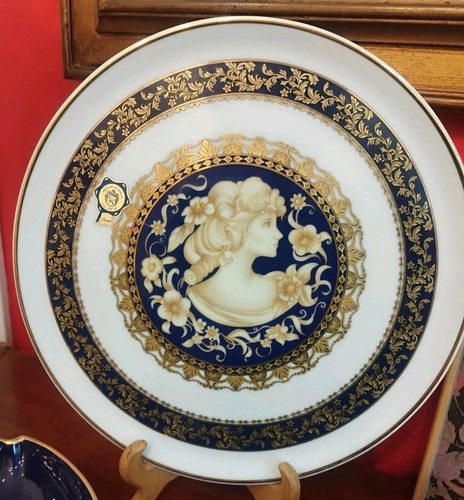 Piatto decorativo cm - 32,