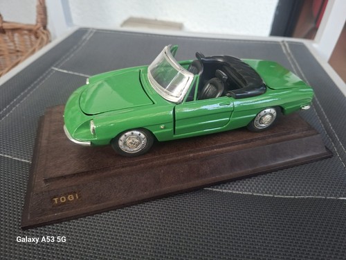 Togi alfa romeo spider verde - spider,