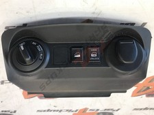 Assetto cruscotto inferiore