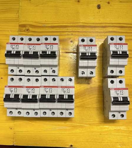 Interruttore magnetotermico