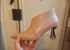 Stivaletto elegante con tacco