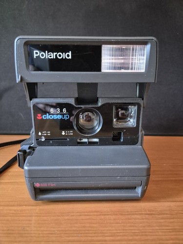 Polaroid 636 close - close, up