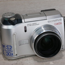 Olympus CAMEDIA C-740 Ultra