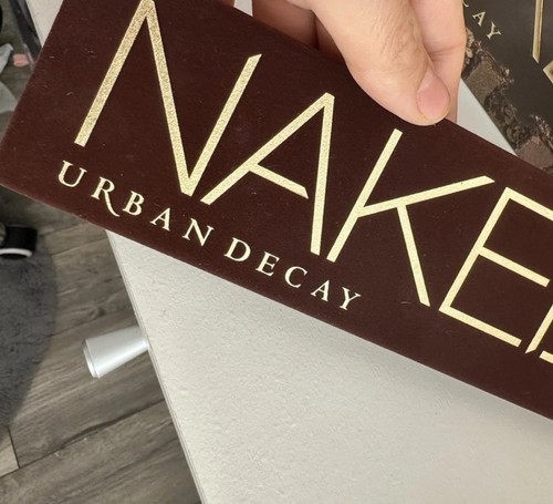 Urban decay naked palette - naked,
