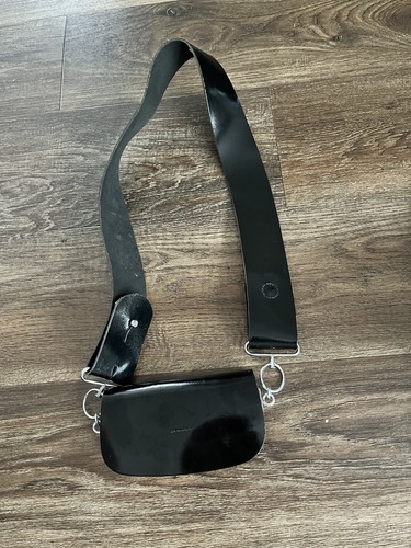 Black patent leather cross - black,