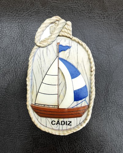 Fridge magnet souvenir - fridge,