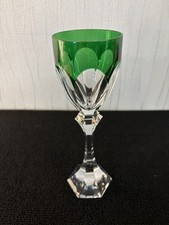Verre vert foncé modèle
